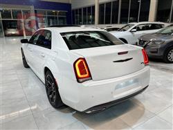 كرايسلر 300